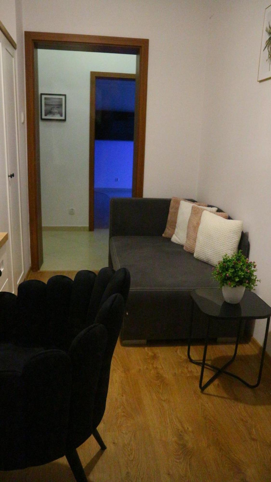 Apartment Skalny Slichowice, Blisko Targow Kielce, Faktura Vat