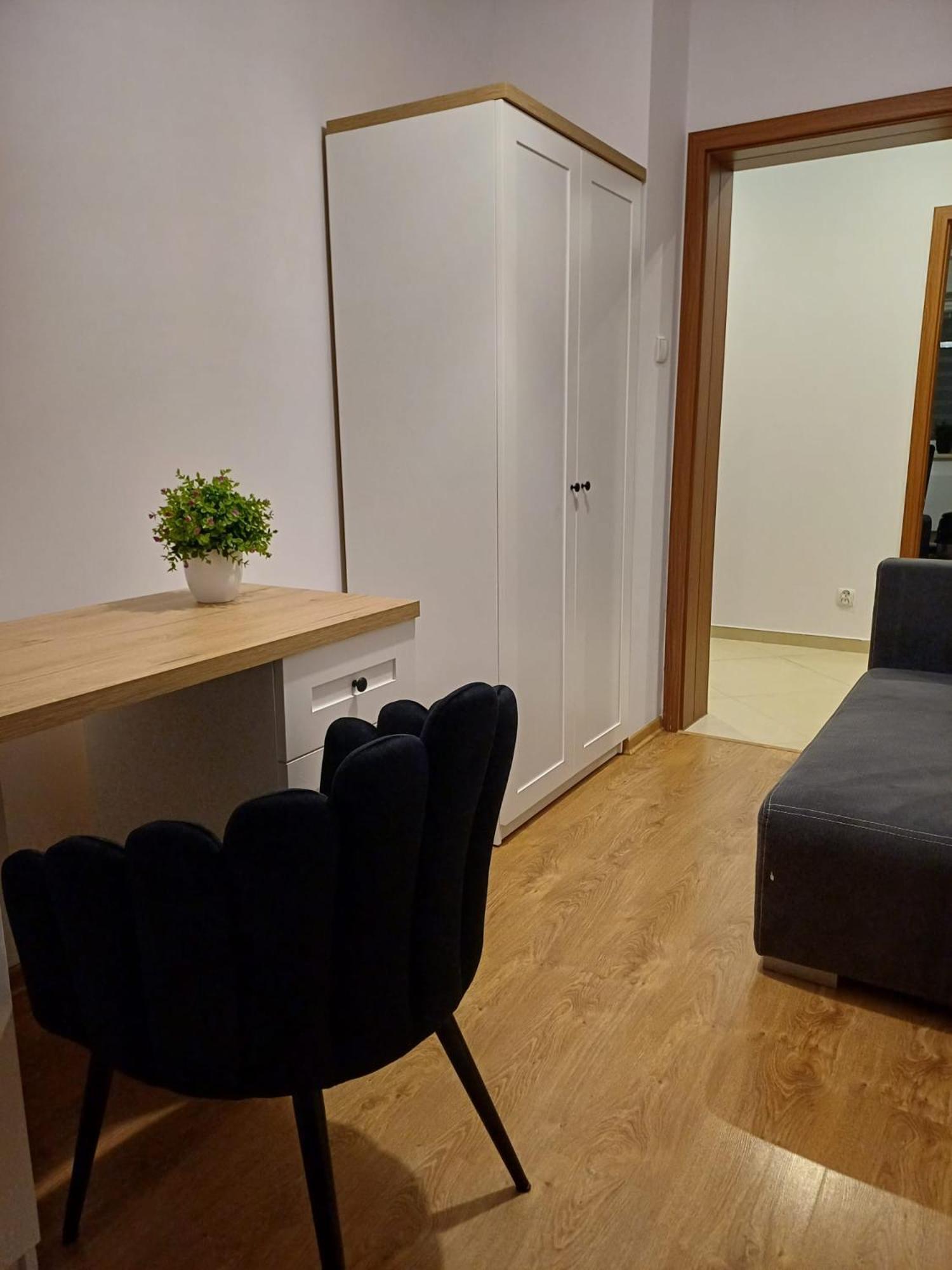 Skalny Slichowice, Blisko Targow Kielce, Faktura Vat * Kielce